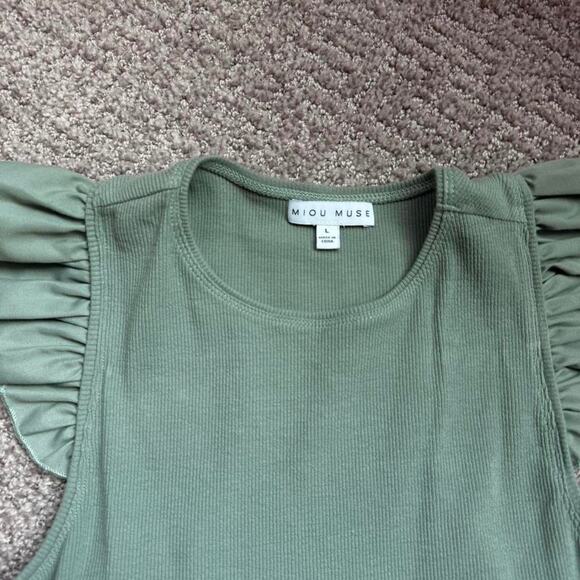 Green ribbed tank top - Picture 2 of 4